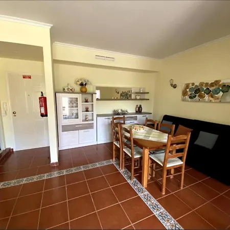 Sweet Balcony Flat Албуфейра